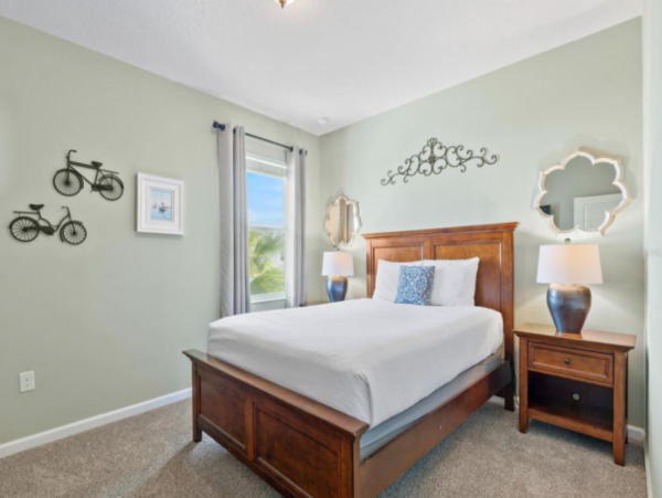 Luxury 8_bedroom Orlando Retreat - Perfect for Family Gatherings